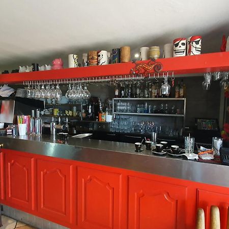 Отель Le Comptoir Сент-Круа-дю-Вердон Экстерьер фото