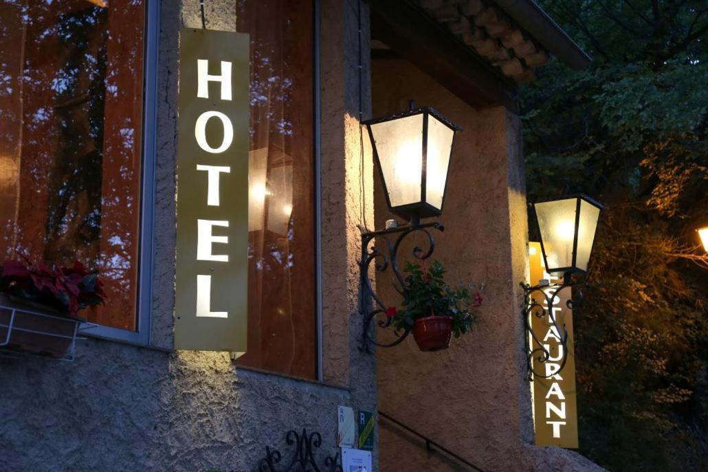Отель Le Comptoir Сент-Круа-дю-Вердон Экстерьер фото